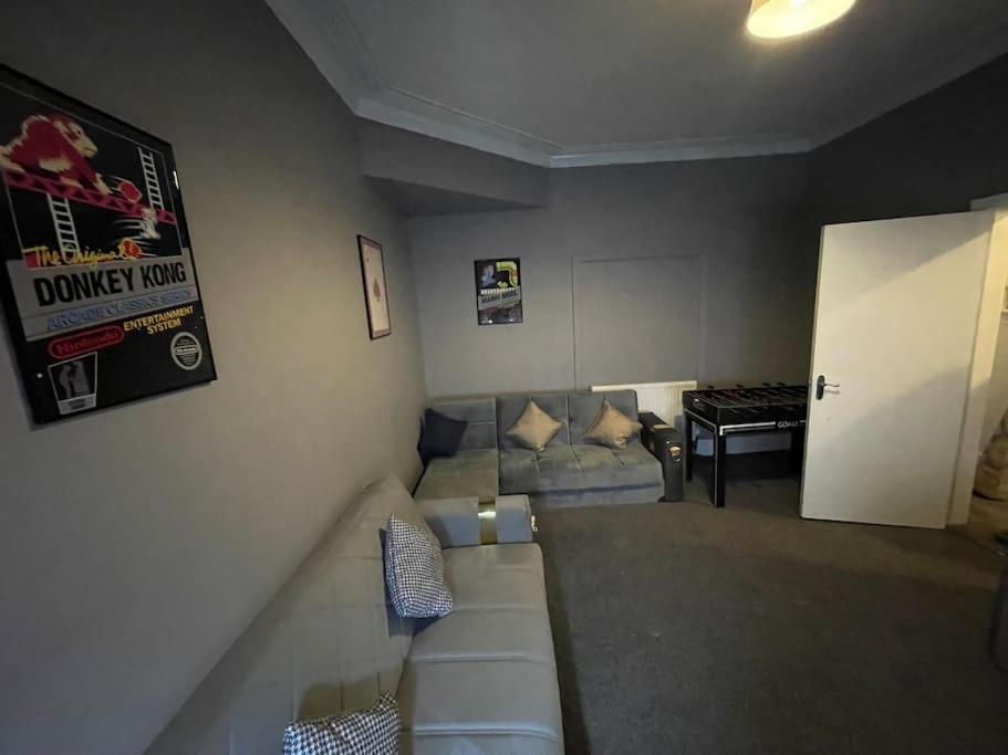 30 Percent Off Weekly Stays - 6 Bedroom House - 11 Beds Blackpool Exterior foto